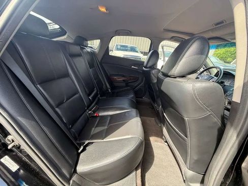 Used 2011 Honda Crosstour EX-L image 16