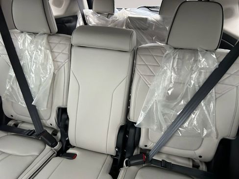 New 2026 Honda Pilot Elite image 13