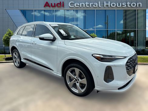 New 2025 Audi Q5 Premium Plus image 7