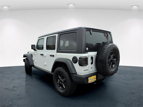 Used 2023 Jeep Wrangler Willys image 4