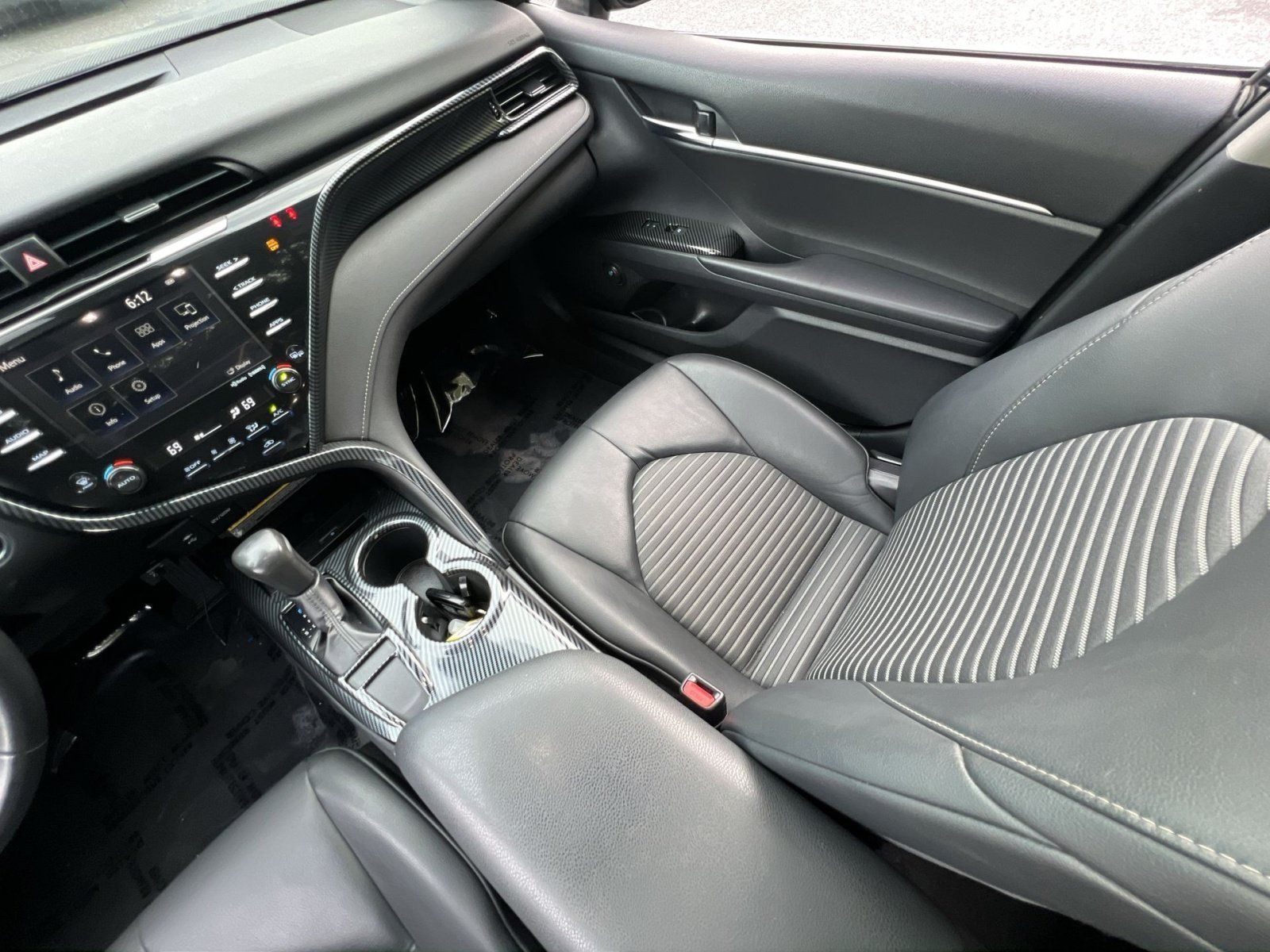 Used 2019 Toyota Camry SE w/ Audio Package FWD image 14