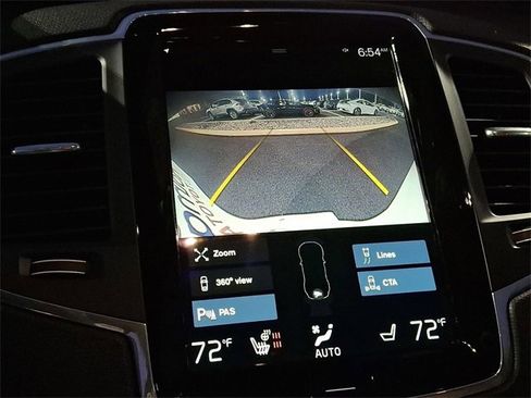 Used 2020 Volvo XC90 T6 Momentum w/ Protection Package Premier image 28