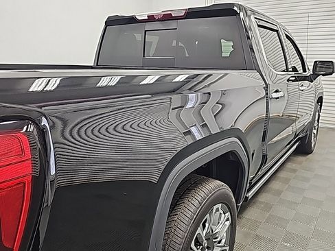 Used 2023 GMC Sierra 1500 Denali Ultimate image 9