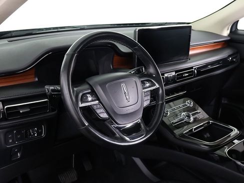 Used 2022 Lincoln Nautilus Reserve AWD/4WD image 30