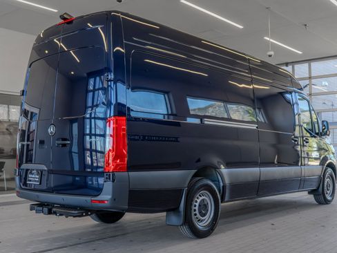New 2026 Mercedes-Benz Sprinter 2500 image 31