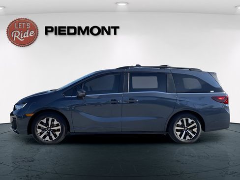 New 2026 Honda Odyssey EX-L image 7