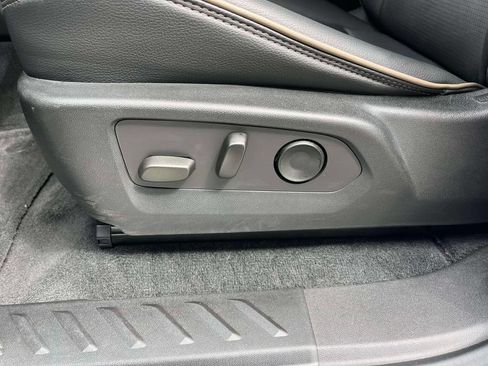 Certified 2023 GMC Canyon Denali AWD/4WD image 26