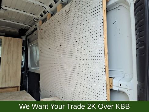 Used 2024 RAM ProMaster 2500 w/ Convenience Group image 12