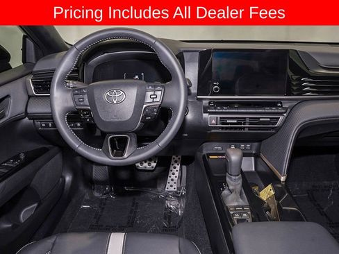 Certified 2025 Toyota Camry SE FWD image 6