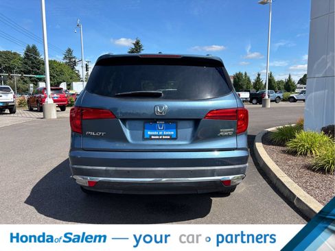 Used 2018 Honda Pilot Touring image 5