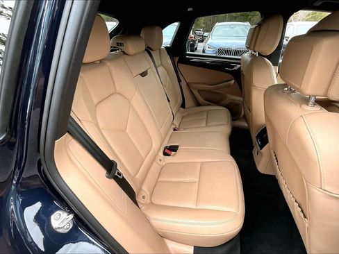 Used 2020 Porsche Macan S image 20