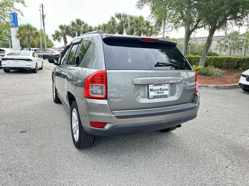 Used 2013 Jeep Compass Sport AWD/4WD image 4