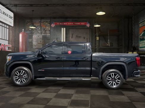 Certified 2021 GMC Sierra 1500 AT4 w/ AT4 Preferred Package AWD/4WD image 2