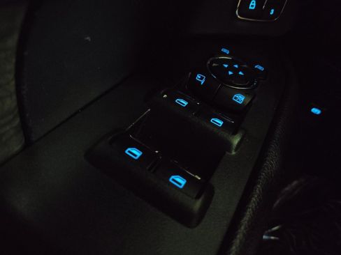 Used 2019 Ford Expedition Limited w/ Equipment Group 302A RWD image 27