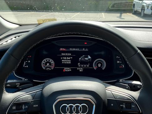 Used 2023 Audi Q8 Premium w/ Convenience Package AWD/4WD image 51