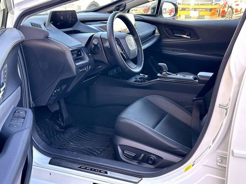 Used 2024 Toyota Prius Limited w/ Limited Premium Package image 12