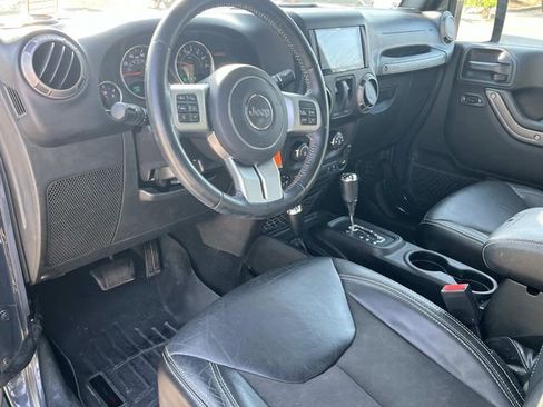 Used 2018 Jeep Wrangler Sport image 13
