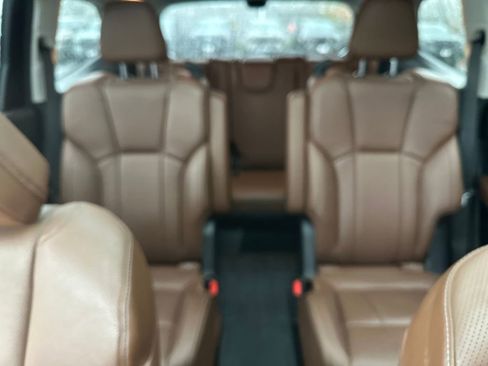 Used 2019 Subaru Ascent Touring image 27