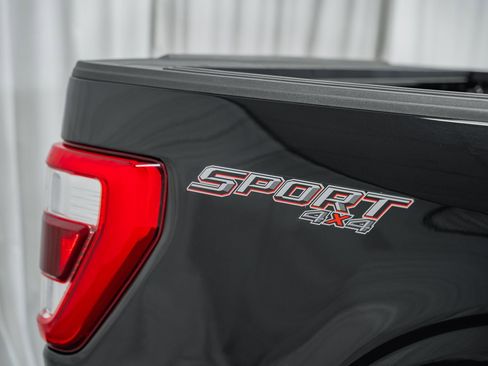 Certified 2023 Ford F150 Lariat w/ Equipment Group 502A High image 25