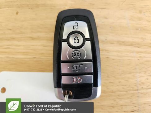 Used 2020 Ford Escape SEL AWD/4WD image 9
