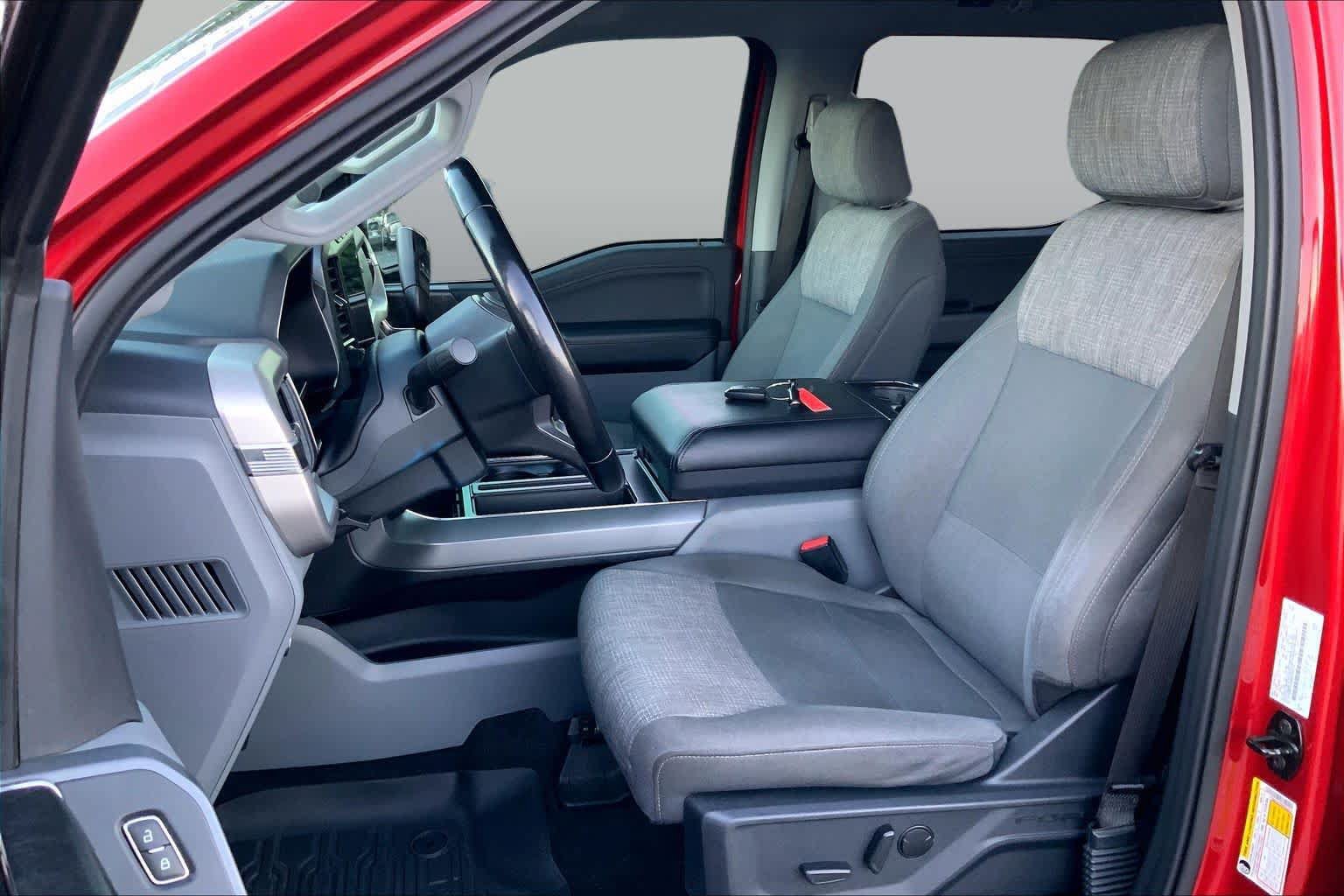 Used 2021 Ford F150 XLT w/ Equipment Group 302A High AWD/4WD image 8
