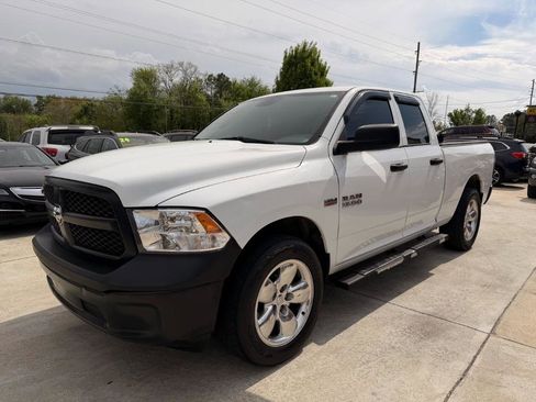 Used 2017 RAM 1500 Tradesman image 17