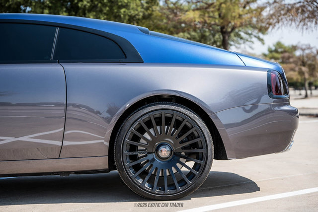 Used 2016 Rolls-Royce Wraith RWD image 5