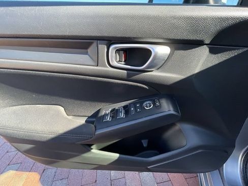 Used 2023 Honda Civic LX image 11