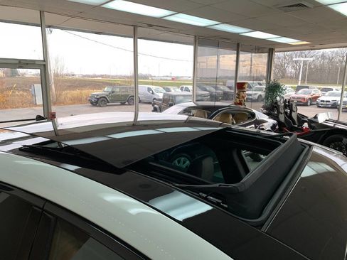 Used 2024 Maserati Grecale GT image 8