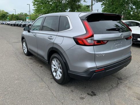 Certified 2024 Honda CR-V EX image 5