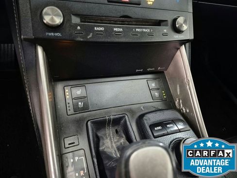 Used 2016 Lexus IS 200t w/ Premium Package RWD image 37