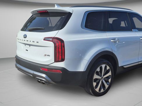 Used 2020 Kia Telluride S FWD image 36