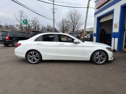 Used 2018 Mercedes-Benz C 300 Sedan image 9