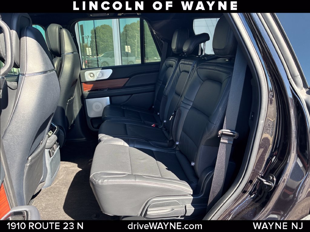 Certified 2024 Lincoln Navigator Reserve AWD/4WD image 23