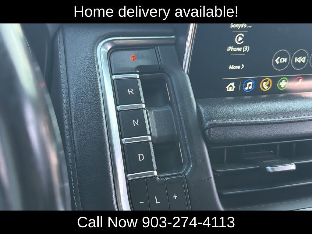 Used 2021 Chevrolet Suburban LT AWD/4WD image 28