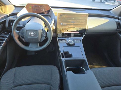 Used 2024 Toyota bZ4X XLE image 20