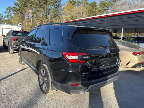 Used 2023 Honda Pilot Elite image 4