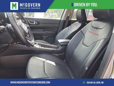 Used 2022 Jeep Compass Trailhawk w/ Trailhawk Elite Group AWD/4WD image 17