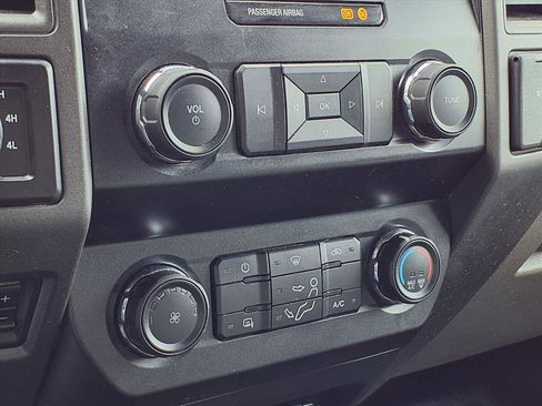 Used 2019 Ford F250 XL w/ Power Equipment Group image 11