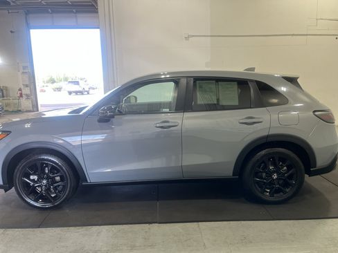 Used 2024 Honda HR-V Sport image 9