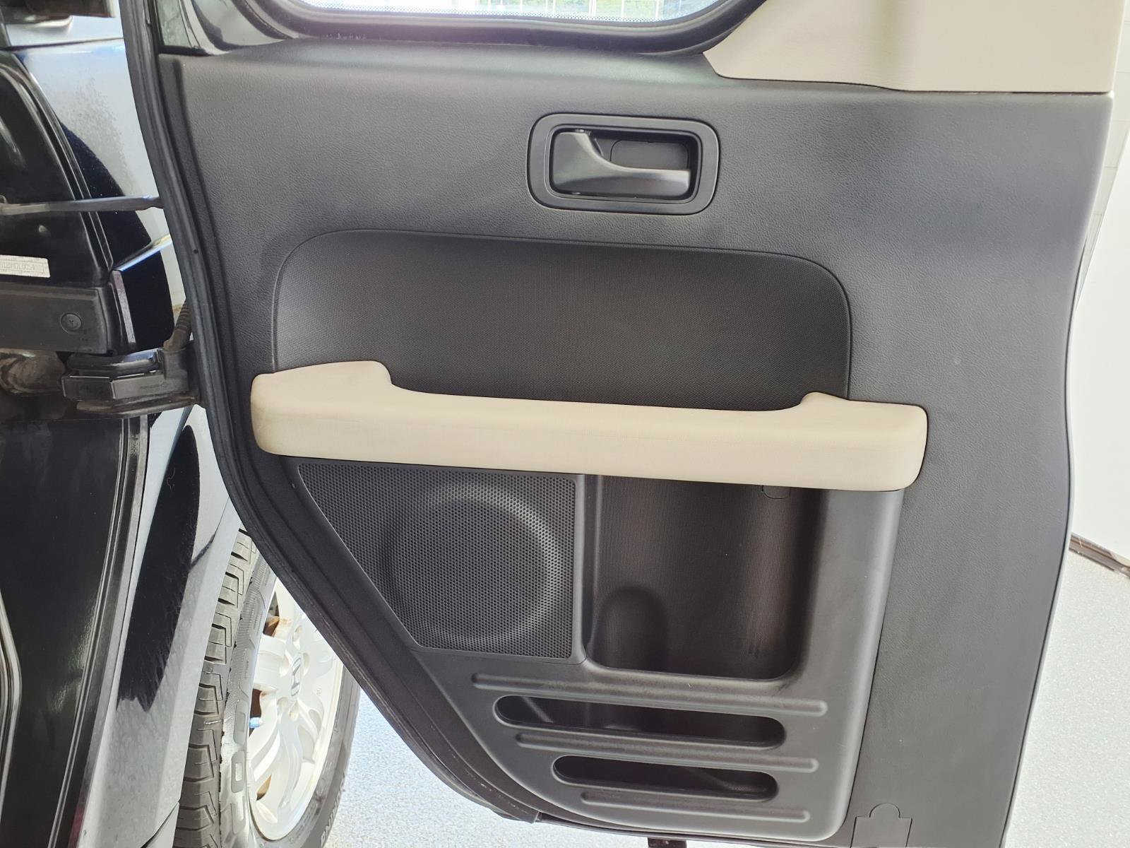 Used 2007 Honda Element EX image 25