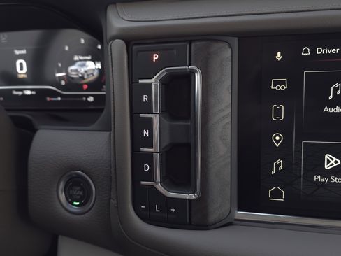 Used 2024 GMC Yukon Denali w/ Advanced Technology Package image 25