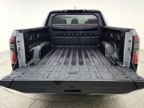 Used 2025 GMC Sierra EV Denali image 23