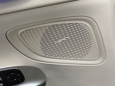 Certified 2023 Mercedes-Benz C 300 4MATIC Sedan image 23