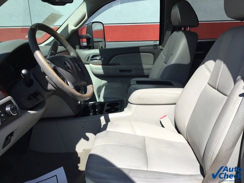 Used 2008 GMC Sierra 3500 SLT image 36
