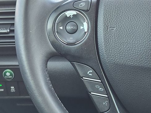 Used 2015 Honda Accord Touring image 28