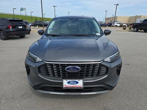 Used 2023 Ford Escape Active FWD image 8
