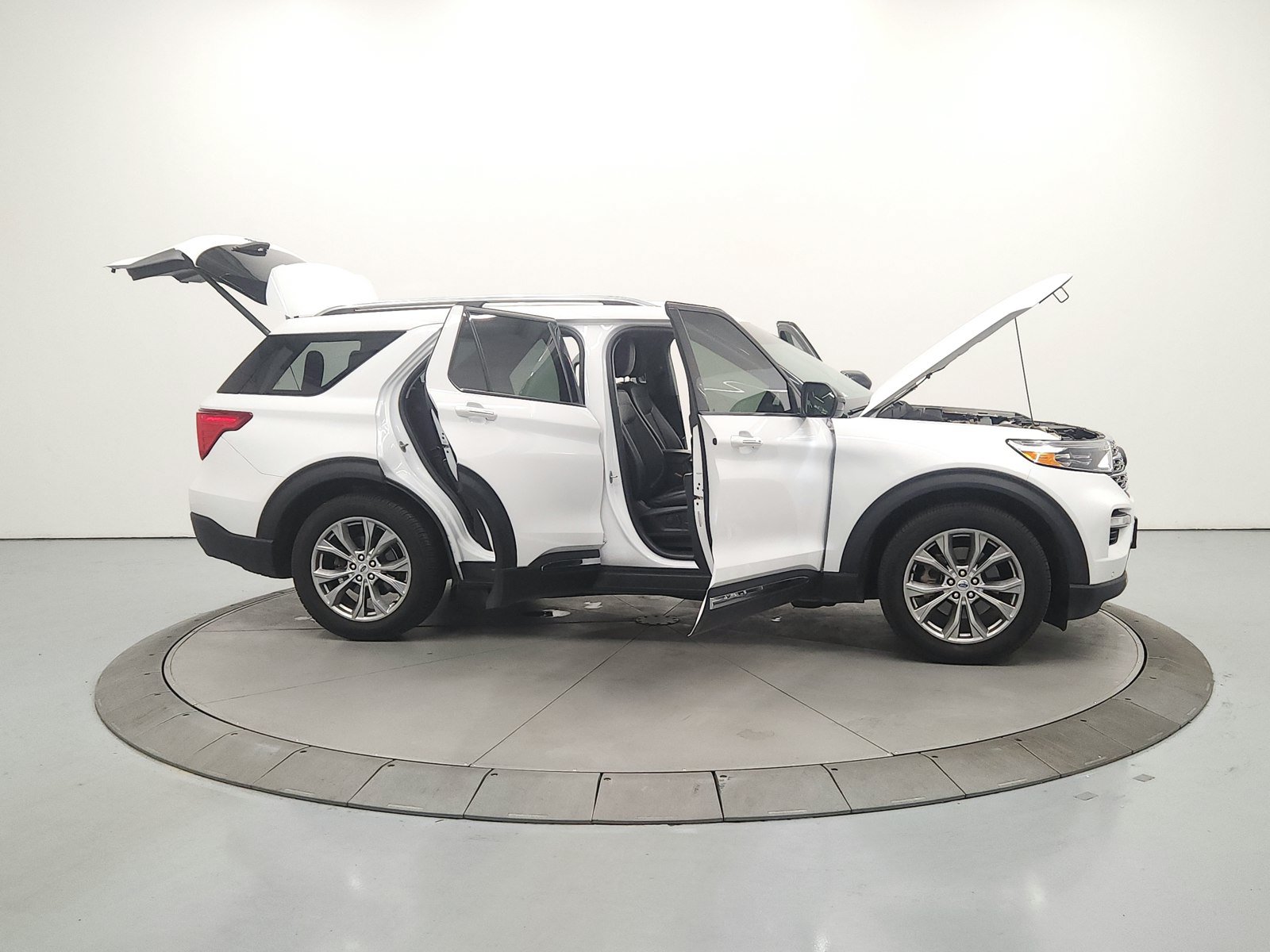 Used 2023 Ford Explorer Limited RWD image 17