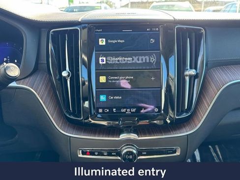 Used 2023 Volvo XC60 B5 Ultimate w/ Climate Package image 29