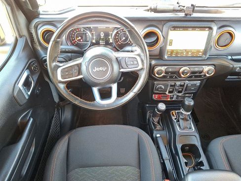 Used 2021 Jeep Gladiator Mojave w/ Dual Top Group image 12